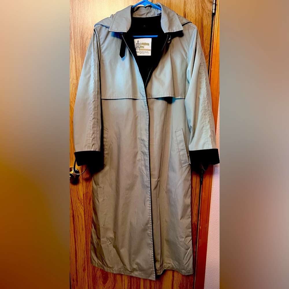 Veg London Fog Light Khaki Trench Coat with Black Accents